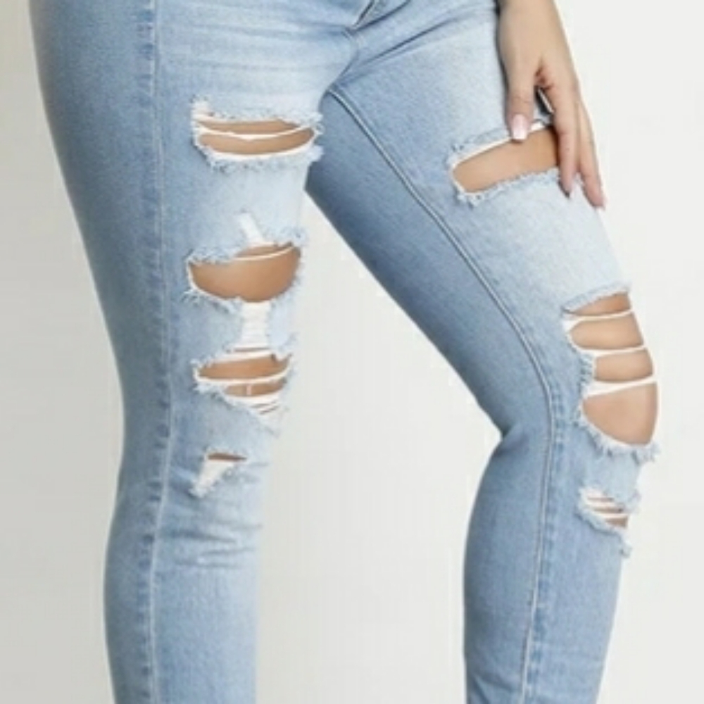 Jeans - Picture 3 of 4